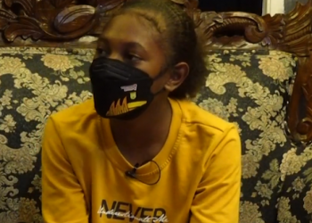 PAPUA MENUJU JEJAK PRESTASI – Emma Ledis Yulia Yawan (Medali Perunggu Kategori Class Optimist Girls Cabor Layar PON XX Papua)