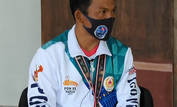 PAPUA MENUJU JEJAK PRESTASI – Koptu Marinir Ferry Dwi Irjayanto (Medali Emas di Nomor Five Poin Putra Cabor Selam PON XX 2021)