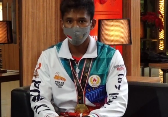 PAPUA MENUJU JEJAK PRESTASI – Abas Hamid (Medali Emas cabor Panjat Tebing Kategori Speed Mix PON XX Papua)