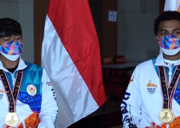 PAPUA MENUJU JEJAK PRESTASI – Yoshua Pattipi & Lanthian Juan (Medali Emas Motor Cross Beregu PON XX Papua)