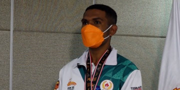 PAPUA MENUJU JEJAK PRESTASI – Claudio F. Nenobesi (Medali Emas Cabor Karate Kelas Perorangan PON XX Papua)