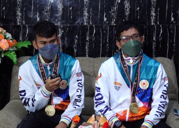 PAPUA MENUJU JEJAK PRESTASI – Suhardin Ifu & Lutfi Ebyanto (Medali Emas Cabor Pencak Silat kelas Ganda Putra PON XX Papua)