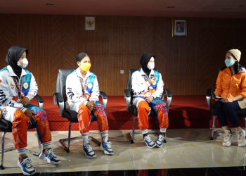 PAPUA MENUJU JEJAK PRESTASI – Atlet Beregu Peraih Medali Perak Cabor Karate Kategori KATA Beregu Putri PON XX Papua