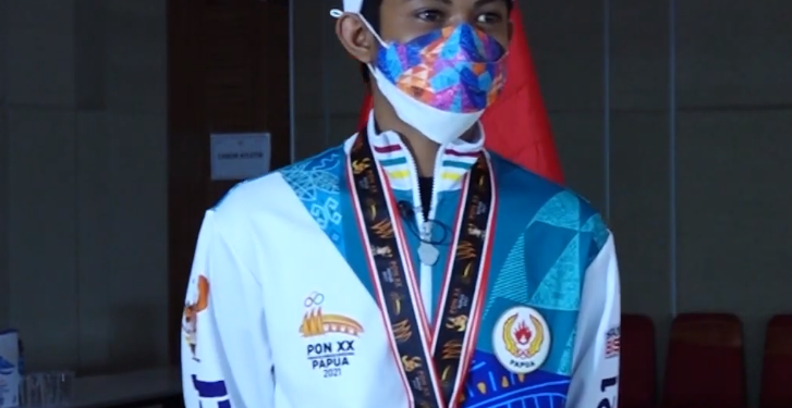 PAPUA MENUJU JEJAK PRESTASI – Fahmi Basam (Medali Emas Cabor Bermotor Kelas Standar PON XX Papua)