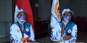 PAPUA MENUJU JEJAK PRESTASI – M. NIcky Hayden & Fahmi Basam (Medali Perunggu Cabor Bermotor Kategori Standar Beregu PON XX Papua)