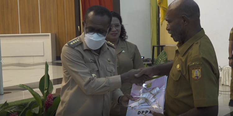 PENYERAHAN DOKUMEN PELAKSANAAN PERUBAHAN ANGGARAN TAHUN 2022