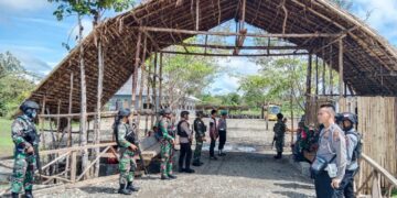 Amankan Perayaan Natal, TNI Dan Polri Di Kab. Yahukimo Gelar Patroli Gabungan