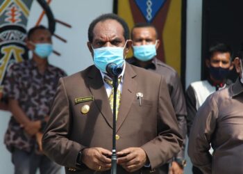 Piter Gusbager  : buka kesempatan bagi Putra Putri daerah bangun Negeri Tapal Batas