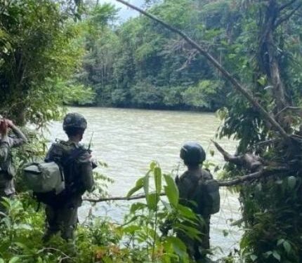 1 Anggota TNI yang hanyut di temukan, 3 korban yang lain masih dalam pencarian
