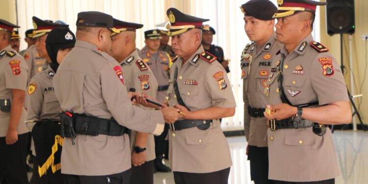 Kapolda Papua Pimpin Upacara Sertijab 3 Kapolres Jajaran Polda Papua
