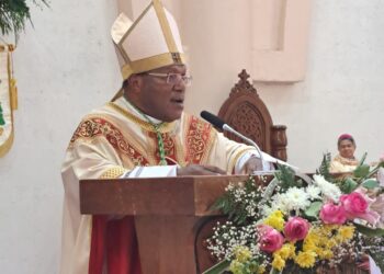 Hari ini Mgr Yanuarius Theofilus Matopai You di Tahbiskan Uskup Jayapura