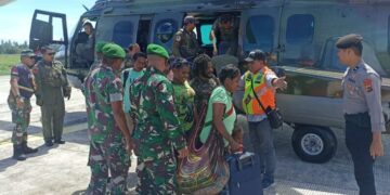 Teror KST Masih Berlanjut, Tim Gabungan TNI Polri Evakuasi 18 Warga Alama Nduga