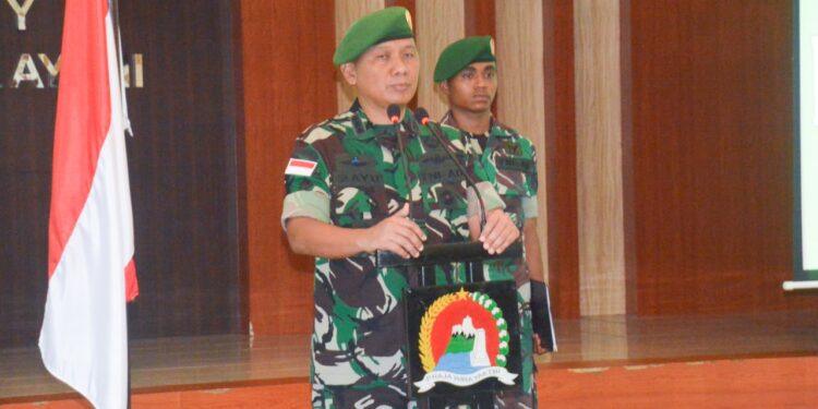 Kasrem 172/PWY Pimpin Penyerahan Jabatan Kasiper