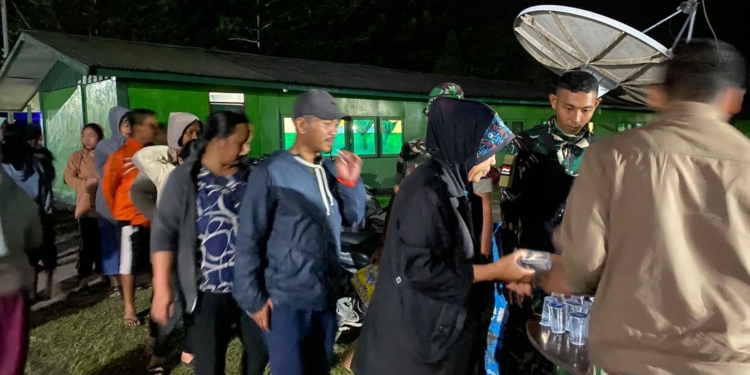 Kodim 1702/JWY Buka Posko dan Dapur Umum untuk Pengungsi Kerusuhan Wamena