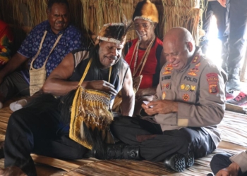 Kapolda Papua Hadiri Peresmian Rumah Adat Jew di Kampung Ewer Distrik Agats, Asmat
