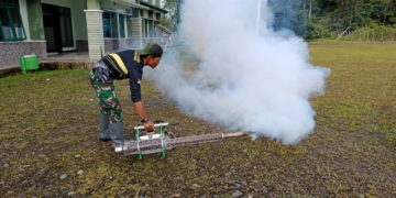 Kodim 1715/Yahukimo Lakukan Fogging Perkantoran Dan Perumahan