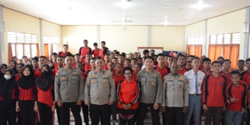 Biro SDM Polda Papua Gelar Sosialisasi Penerimaan Terpadu Polri T.A 2023 di SMA N 2 Jayapura