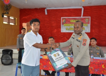 Gencar Sosialisasikan Penerimaan Polri, Biro SDM Polda Papua Kunjungi SMA YPPK Taruna Dharma