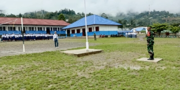 Peduli Generasi Muda,Koramil 1702-08/Karubaga berikan Wasbang kepada Pelajar Karubaga