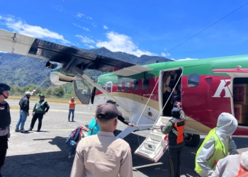 TNI-Polri Tingkatkan Pengamanan 2 Bandara di Papua, Ada Apa ?