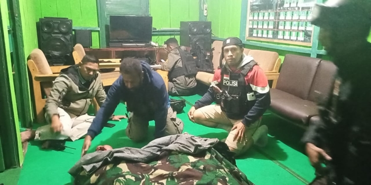 KKB Serang Anggota TNI/Polri Saat Pengamanan Sholat Teraweh di Puncak Jaya