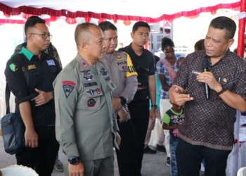 Wakapolda Papua Tinjau Posko Pelayanan Kesehatan Keladi Sagu Hasil Kolaborasi Polres Mimika dan Pemkab