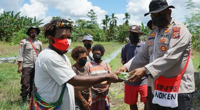 Binmas Noken Gencarkan Pelatihan Huruf dan Angka Bagi Anak di Jayawijaya