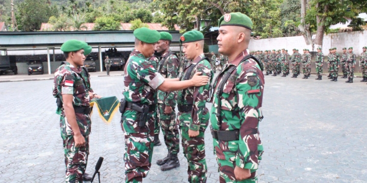 Pimpin Upacara Kenaikan Pangkat, Kasrem 172/PWY : Hindari Pelanggaran Sekecil Apapun