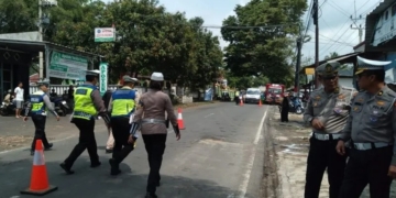 Polda Jabar Olah TKP Kecelakaan Mobil Dinas Bupati Kuningan