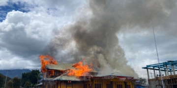 Kantor Bupati kabupaten Dogiyai terbakar