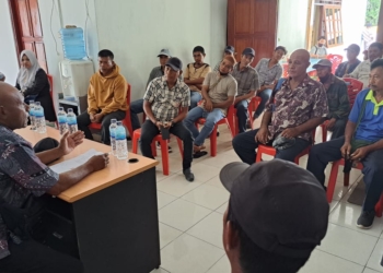 Kanit Binmas Polsek KPL Jayapura Diskusi Santai Bersama TKBM Lewat Para-para Numbay