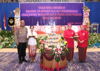 Kapolda dan Ketua Bhayangkari Papua Hadiri Peringatan 43 Tahun Yayasan Kemala Bhayangkari