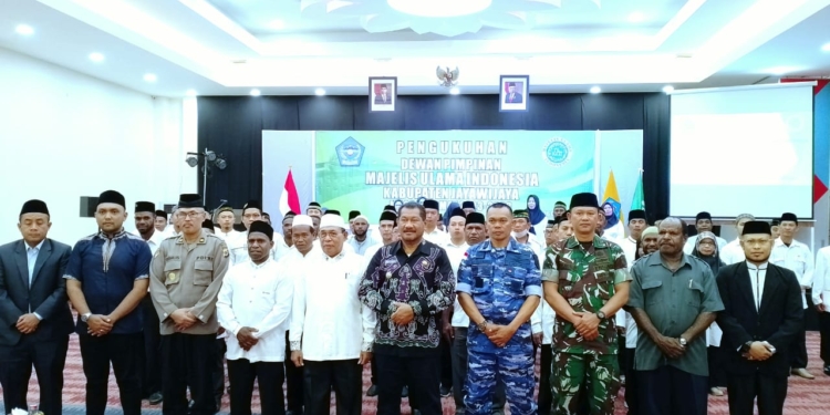 Pasi Ter Kodim 1702/JWY Hadiri Pengukuhan Dewan Pimpinan Ulama Indonesia Kabupaten Jayawijaya