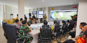Tinjau 91 Command Center, Kapolri dan Panglima TNI Pastikan Kesiapan Personel Jelang KTT ASEAN
