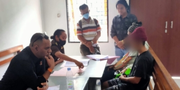 Penyidik Polsek Heram Limpahkan 2 Tersangkanya Ke Jaksa Penuntut Umum