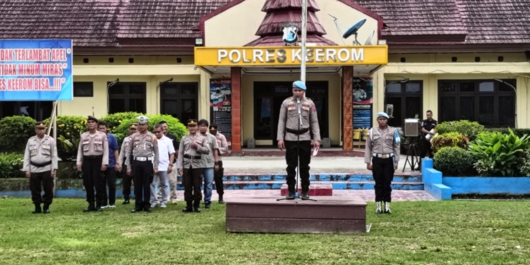 Anggota Polres Keerom Diminta Tidak Terlibat Politik Praktis