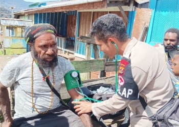 Polri Jangkau Pedalaman Papua Beri Pelayanan Kesehatan Gratis