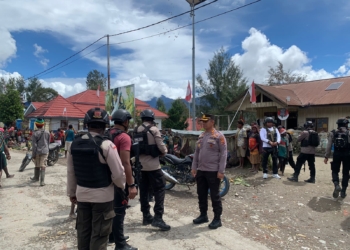 Polisi Kawal Aksi Demo Damai di Kabupaten Intan Jaya