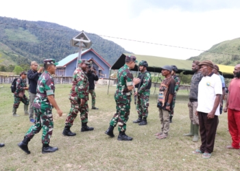 Dandim 1702/JWY Sambut Kunjungan Kerja Katim Wasev TMMD di Wilayah Kabupaten Jayawijaya