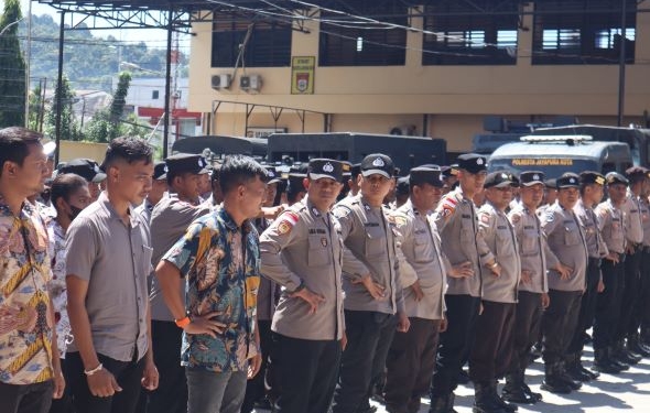 Simulasi PLB “Respon Cepat Personel Polresta Sikapi Situasi Gawat”