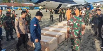 Tim DVI Polda Papua Lakukan Identifikasi Terhadap Jenazah Para Korban Jatuhnya Pesawat Sam Air PK – SMW