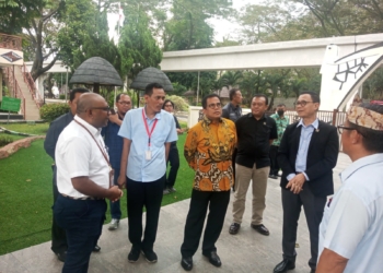 Sekjen DPR Melakukan Supervisi Ke Anjungan Papua.