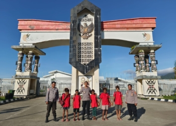 Program Si-Ipar Pacu Kemampuan Literasi Anak di Perbatasan RI-PNG