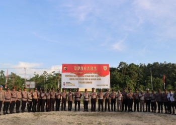 Kapolres Keerom Pimpin Upacara Korps Raport Anggota Polri TMT 1 Juli 2023 dan PNS Polri TMT 1 April 2023