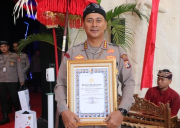 Kapolresta KBP Victor Mackbon Raih Penghargaan Kapolri di Hari Bhayangkara Ke-77