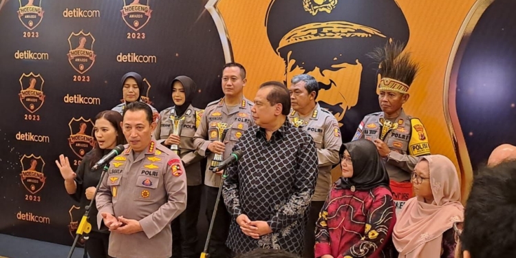 AKP Makruf Suroto Raih Hoegeng Awards 2023 Kategori Polisi Tapal Batas-Pedalaman