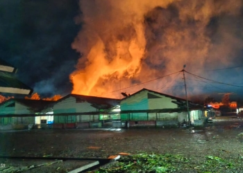 Kebakaran Pasar Jibama Dini Hari, Hanguskan 16 Kios