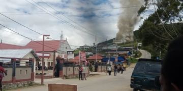 Polres Dogiyai Tangani Kasus Kebakaran di Dua Lokasi Berbeda