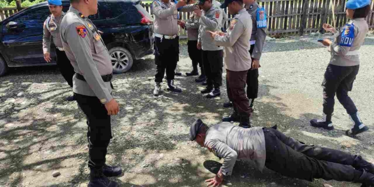 Sie Propam Polres Keerom Laksanakan Gaktibplin Pada Jajaran Polsek Di Polres Keerom