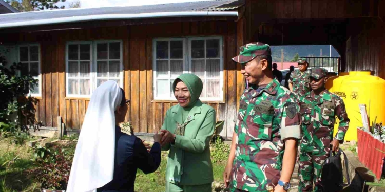 Danrem 172/PWY Kunjungi Tokoh Agama Dan Kesusteran Oksibil